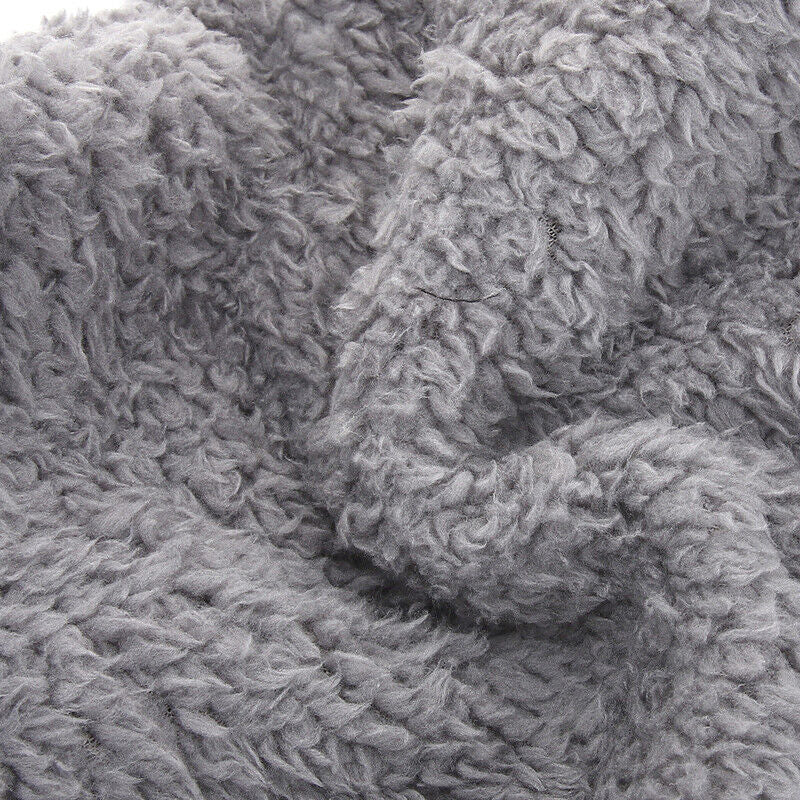 Pantoufles mignonnes chaussettes PlushWarmth.