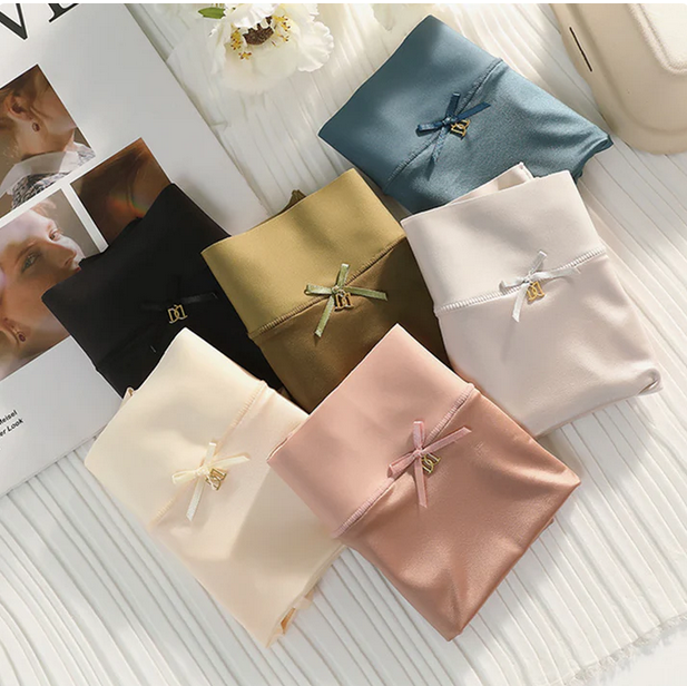 🌸PACK DE 6 Sous-vêtements en soie absorbant l'humidité, et inodores 🌸