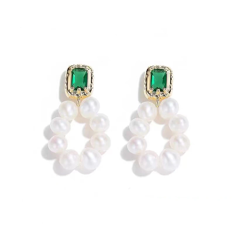 boucle d'oreille Nicolas