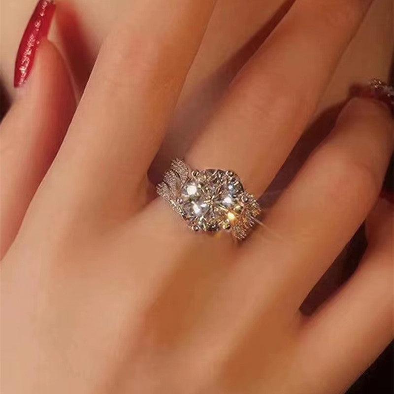 Six griffes, trois rangées, un éclat infini ✨