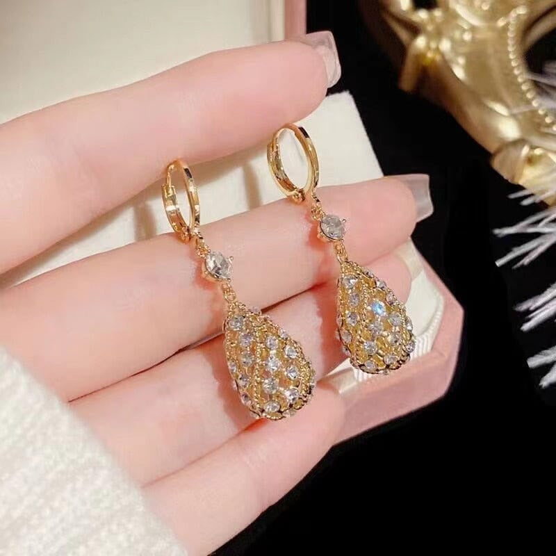 BOUCLES D'OREILLES MODE GOUTTE D'EAU DIAMANT