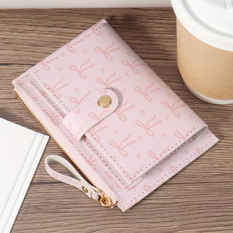 Mini Portefeuille Rétro pour Femme – Format Compact, Multi-Rangements & Anti-Encombrement